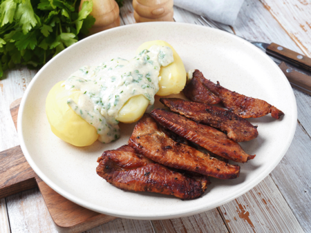 Als nächstes gibt es Schweinebraten